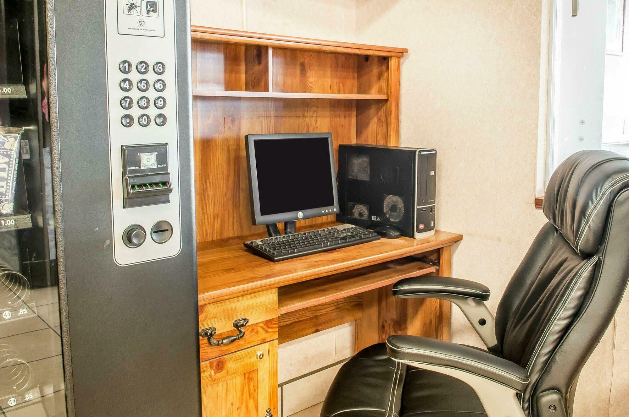 Econo Lodge Gallup Eksteriør billede